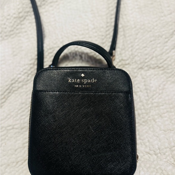 kate spade Handbags - Kate Spade Leather Daisy Vanity Crossbody WKR000312